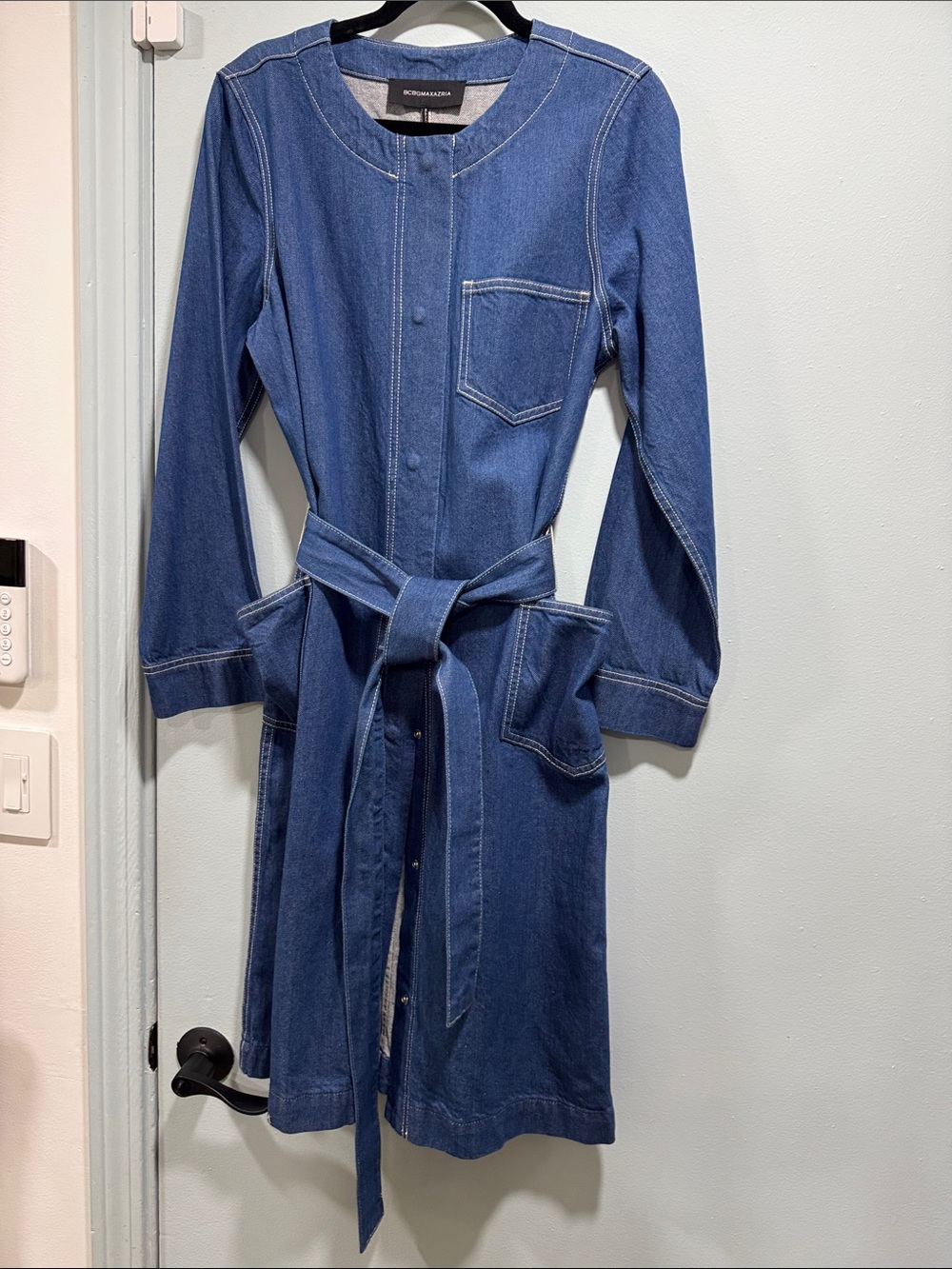 BCBGMAXAZRIA NWOT DENIM S M SNAP FRONT DRESS/COAT